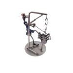 ręcznie robiona figurka mechanika