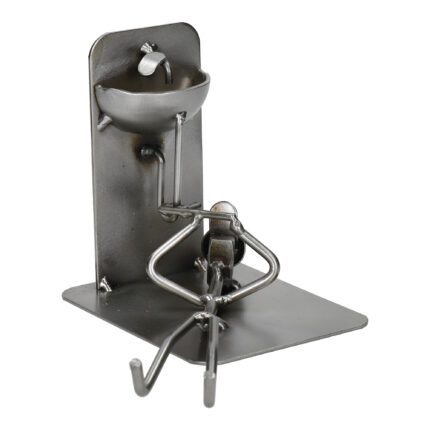 Figurka hydraulika z metalu jako prezent na pożegnanie z pracy