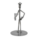 Precyzyjnie wykonana metalowa figurka inżyniera – prezent z klasą