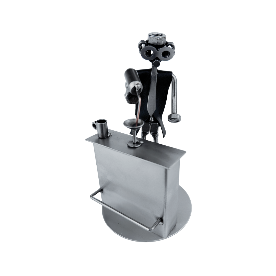 Metalowa figurka barman Metalowa figurka barman – dekoracja barku