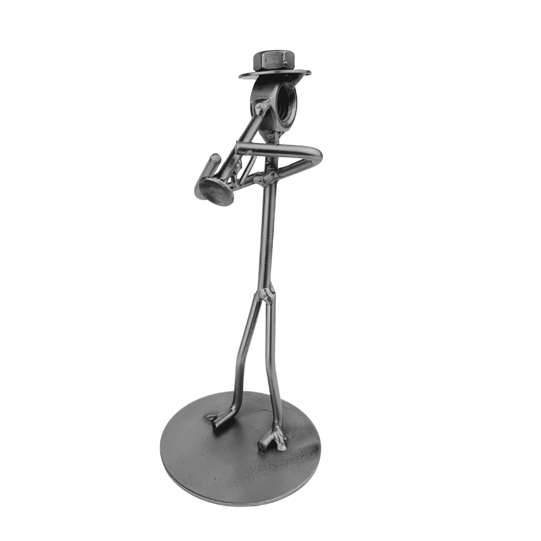 metalowa-figurka-trebacz-prezent Śmieszny prezent jubileuszowy – metalowa figurka trębacza